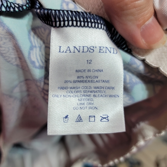 Lands' End Women's Floral Tankini Swimsuit Bathing Suit Underwire Top Size 12. - Picture 6 of 6